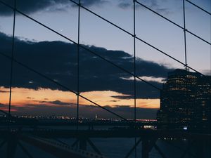 Preview wallpaper new york, night, building, mesh, bridge