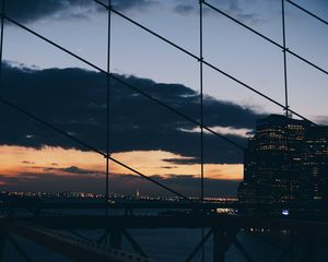 Preview wallpaper new york, night, building, mesh, bridge