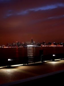 Preview wallpaper new york, river, buildings, night