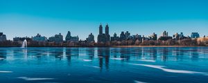 Preview wallpaper new york, usa, city, panorama, river, ice, shore