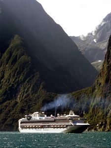 Preview wallpaper new zealand, cruise ship, ship, ocean