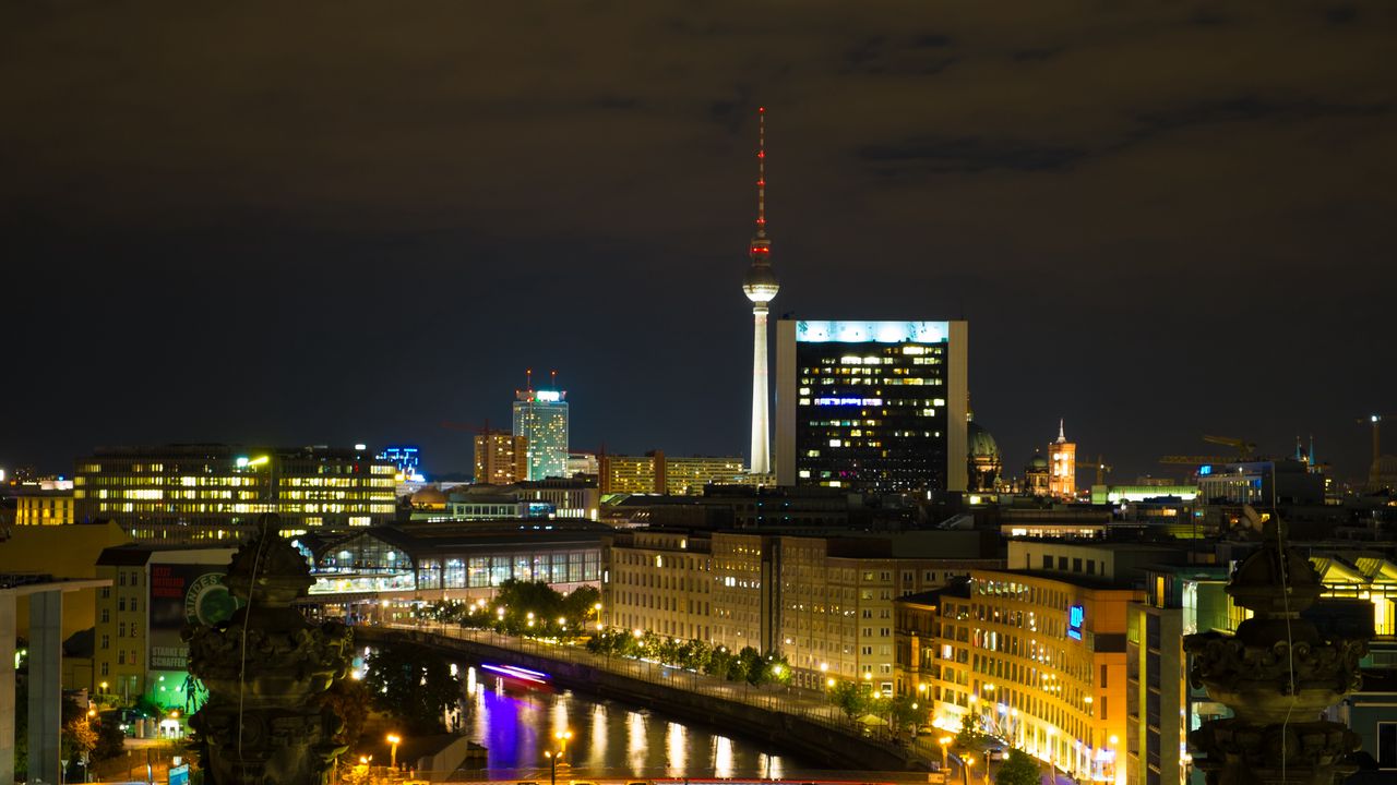 Wallpaper night city, buildings, lights, river