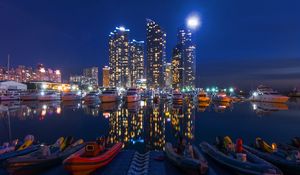 Preview wallpaper night city, buildings, night, sky, boats