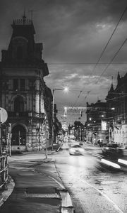 Preview wallpaper night city, bw, street, movement, szeged, hungary