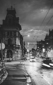 Preview wallpaper night city, bw, street, movement, szeged, hungary