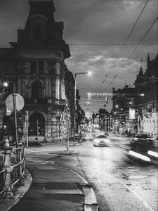 Preview wallpaper night city, bw, street, movement, szeged, hungary