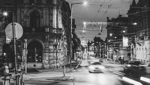 Preview wallpaper night city, bw, street, movement, szeged, hungary