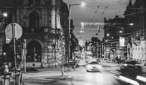 Preview wallpaper night city, bw, street, movement, szeged, hungary