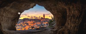 Preview wallpaper night city, cave, buildings, view, italy