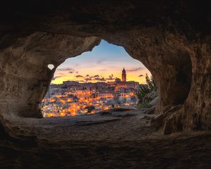 Preview wallpaper night city, cave, buildings, view, italy