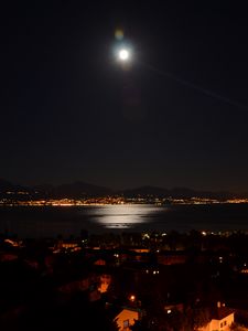 Preview wallpaper night city, city lights, lake geneva