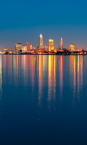 Preview wallpaper night city, city lights, panorama, beach, cleveland, ohio