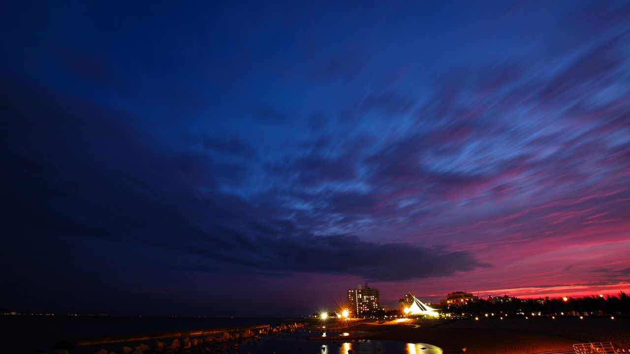 Wallpaper night city, clouds, overcast, light