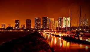 Preview wallpaper night city, glow, reflection