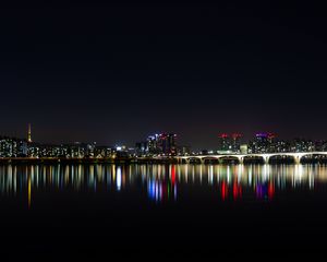 Preview wallpaper night city, panorama, city lights, horizon, sea