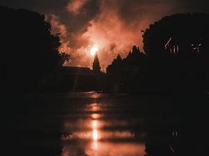 Preview wallpaper night, fire, smoke, bright, reflection