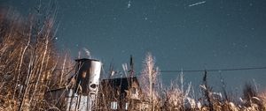 Preview wallpaper night, starry sky, bushes, buildings, abandoned, countryside