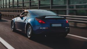 Preview wallpaper nissan 350z, nissan, sports car, car, movement