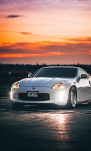 Preview wallpaper nissan 350z, nissan, sports car, car, headlights, sunset