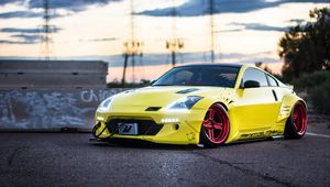 Preview wallpaper nissan 350z, yellow, side view