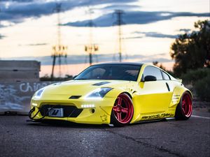 Preview wallpaper nissan 350z, yellow, side view