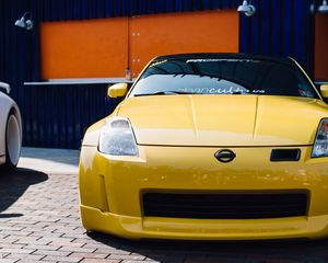 Preview wallpaper nissan 350z, yellow, sports car, front view, tuning