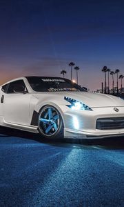 Preview wallpaper nissan, 370z, avant, white, side view