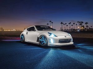 Preview wallpaper nissan, 370z, avant, white, side view