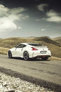 Preview wallpaper nissan, 370z, road, white, side view