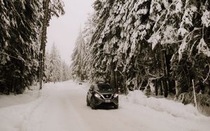 Preview wallpaper nissan, car, suv, snow, trees
