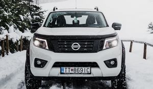 Preview wallpaper nissan, car, suv, white, front view, snow