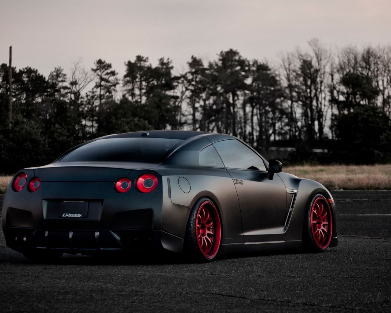 Download wallpaper 1280x1024 nissan, gt-r, rear view, tuning standard 5 ...