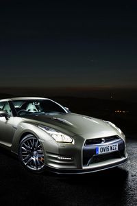 Preview wallpaper nissan, gt-r, side view, night