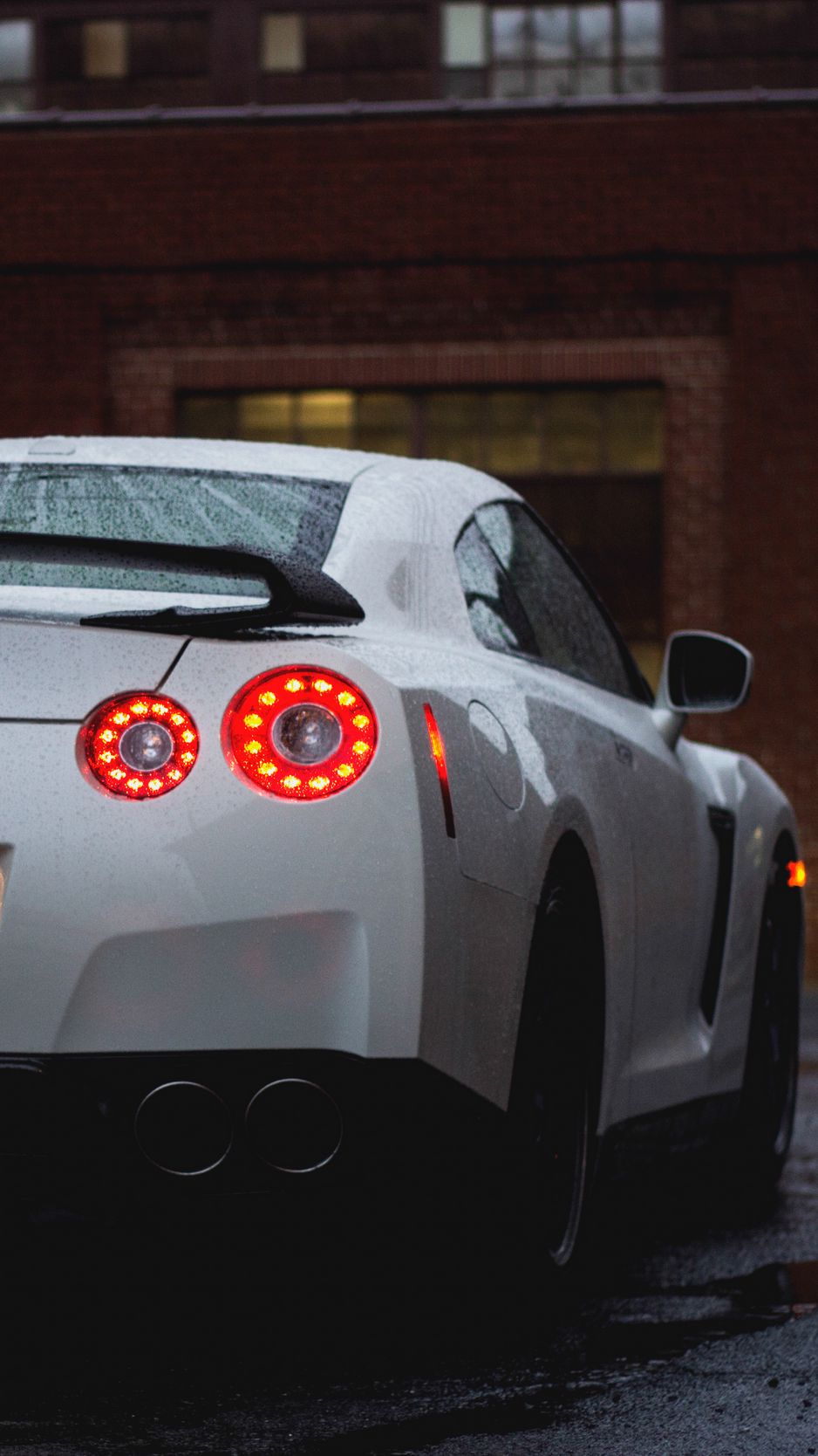 Nissan GTR No Limits  iPhone Wallpapers