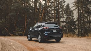 Preview wallpaper nissan rogue, nissan, crossover, trip, trees