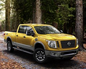 Preview wallpaper nissan, titan, yellow, side view