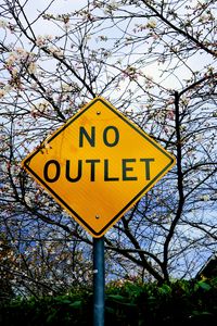 Preview wallpaper no outlet, sign, bloom