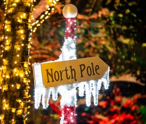 Preview wallpaper north pole, sign, inscription, text, backlight