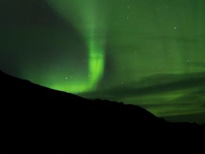 Preview wallpaper northern lights, aurora, green, night, dark