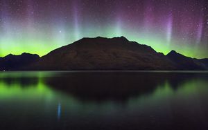 Preview wallpaper northern lights, aurora, mountain, lake, queenstown, new zealand