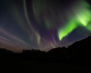 Preview wallpaper northern lights, aurora, mountain, night, starry sky, stars
