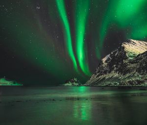 Preview wallpaper northern lights, aurora, mountain, snow, ice, norway