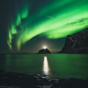 Preview wallpaper northern lights, aurora, mountains, lake, night, lights