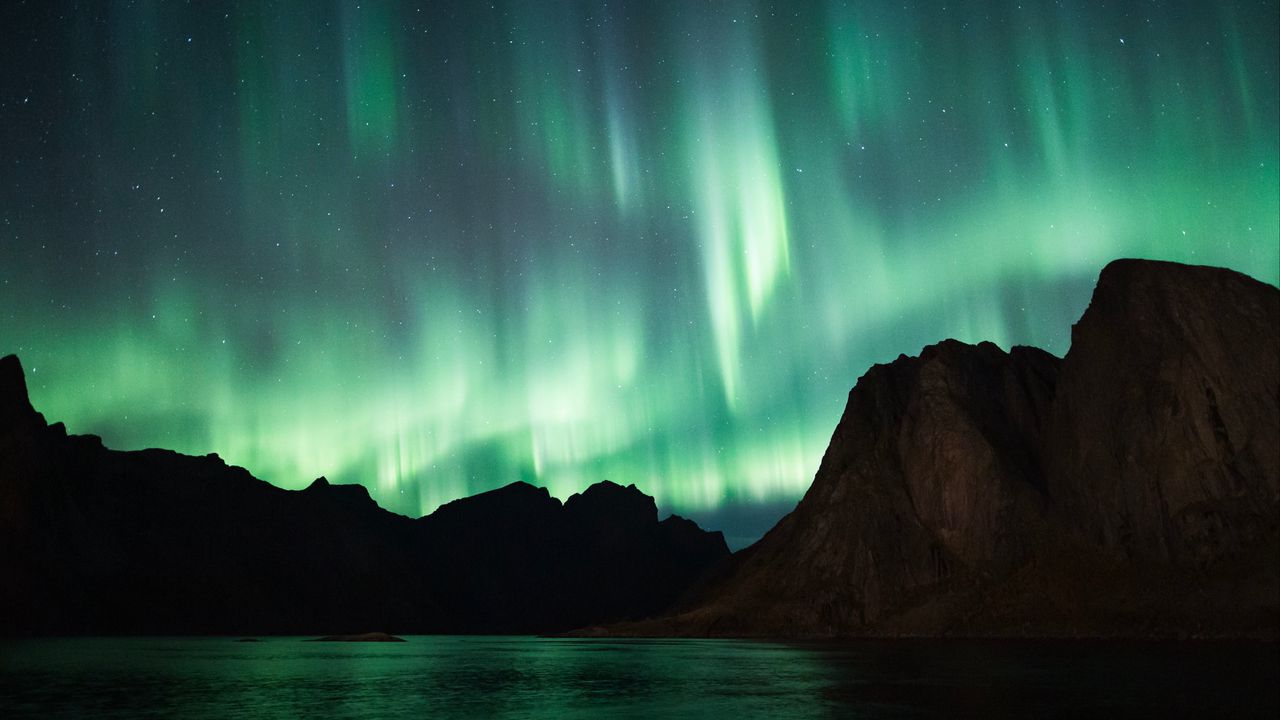 Wallpaper northern lights, aurora, mountains, lake, night