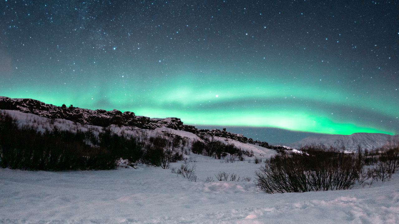 Wallpaper northern lights, aurora, night, starry sky, north, snow, landscape