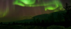 Preview wallpaper northern lights, aurora, night, dark, green