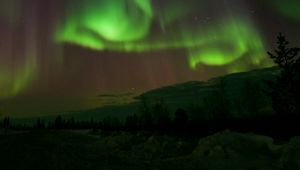 Preview wallpaper northern lights, aurora, night, dark, green