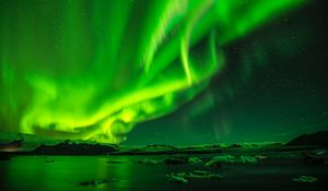 Preview wallpaper northern lights, aurora, sky, starry sky, night, green