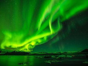 Preview wallpaper northern lights, aurora, sky, starry sky, night, green