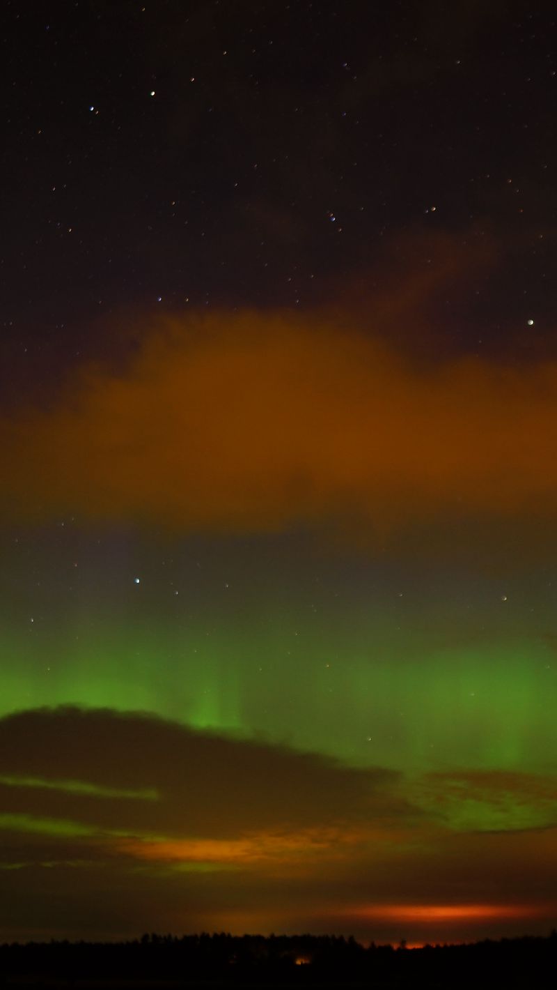 800x1420 Wallpaper northern lights, clouds, stars, space, dark